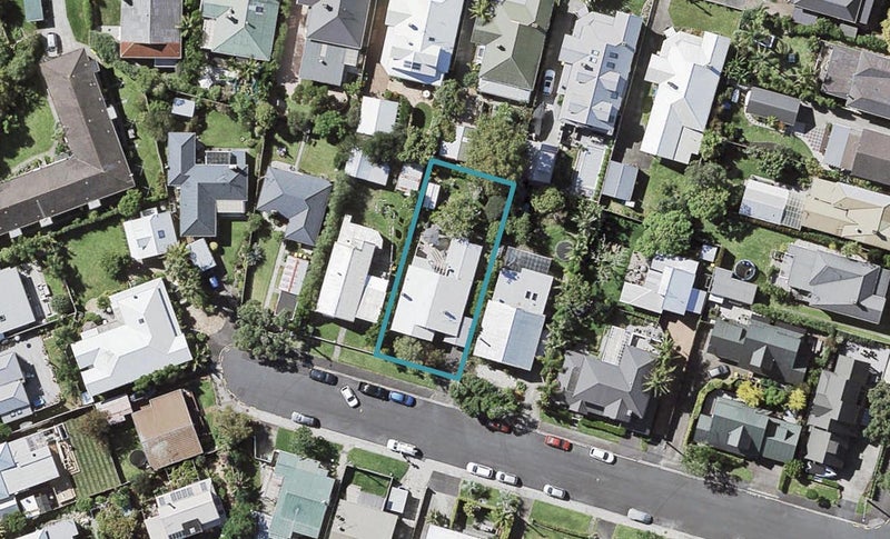 6 Sinclair Street, Devonport, Auckland - Carousel 1