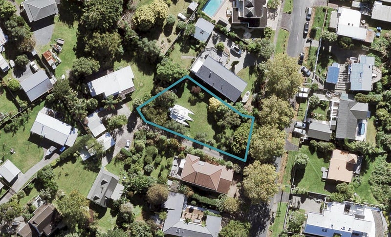 88 Ferry Parade, Herald Island, Auckland - Carousel 1