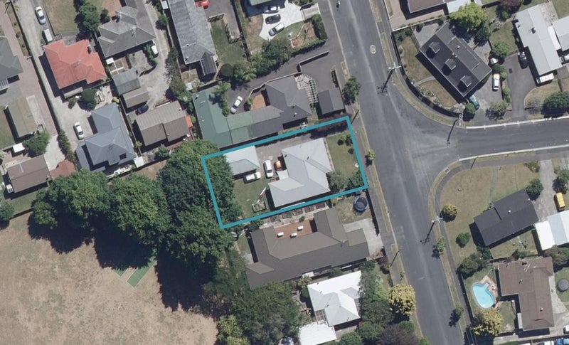 6 Berkley Avenue, Hillcrest, Hamilton - Carousel 1