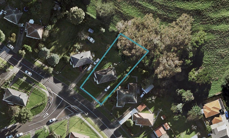 7 Roseman Avenue, Mount Roskill, Auckland - Carousel 1
