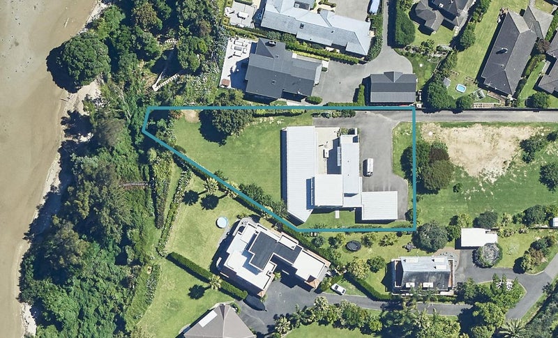 39 Kings Avenue, Matua, Tauranga - Carousel 1