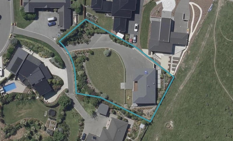 3 The Ridge, Kennedys Bush, Christchurch - Carousel 1