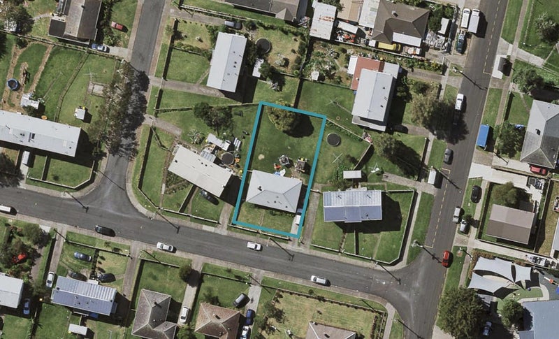3 Franich Street, Otara, Auckland - Carousel 1