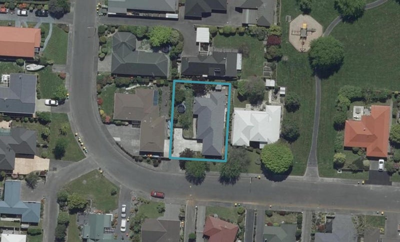 63 Regency Crescent, Redwood, Christchurch - Carousel 1