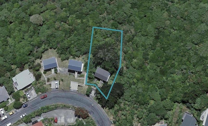 2/65 Mandalay Terrace, Khandallah, Wellington - Carousel 1