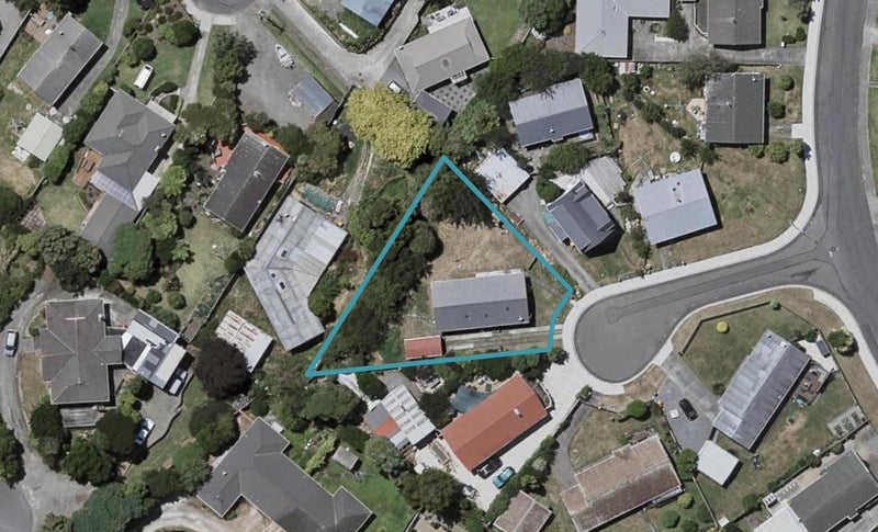 28 Manawa Avenue, Raumati Beach, Paraparaumu - Carousel 1