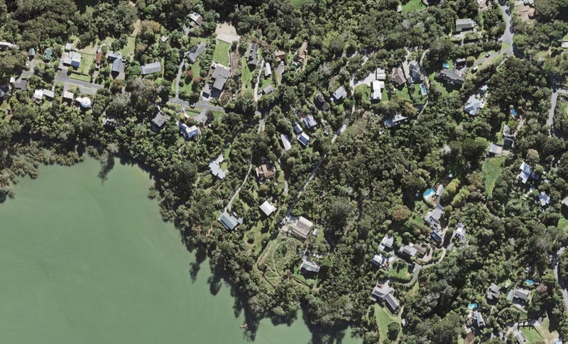 31 Chatham Avenue, Paremoremo, Auckland - Carousel 1