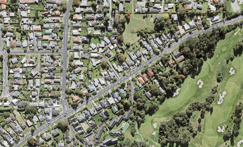 39 Golf Road, New Lynn, Auckland - Carousel 1