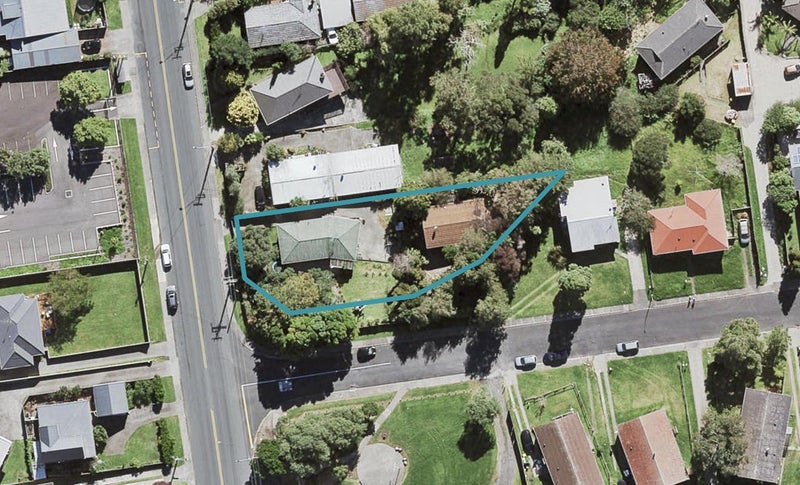 2/235 Rangatira Road, Beach Haven, Auckland - Carousel 1