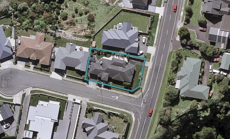 2 Tupuhi Place, Highlands Park, New Plymouth - Carousel 1