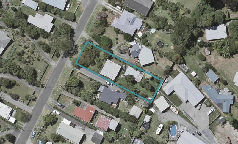 25 Dale Road, Raumati South, Paraparaumu - Carousel 1