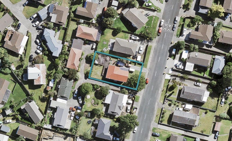 55 Solar Road, Glen Eden, Auckland - Carousel 1