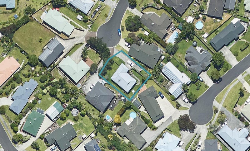 9 Taraire Mews, Pyes Pa, Tauranga - Carousel 1
