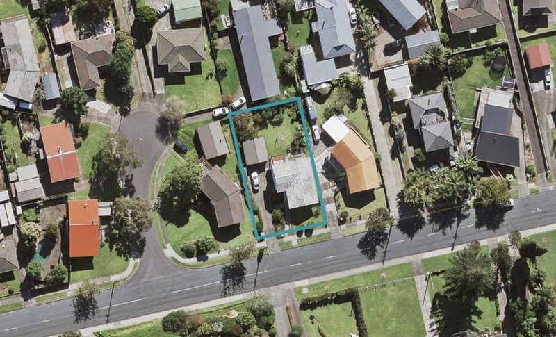 88 Taylor Road, Mangere Bridge, Auckland - Carousel 1