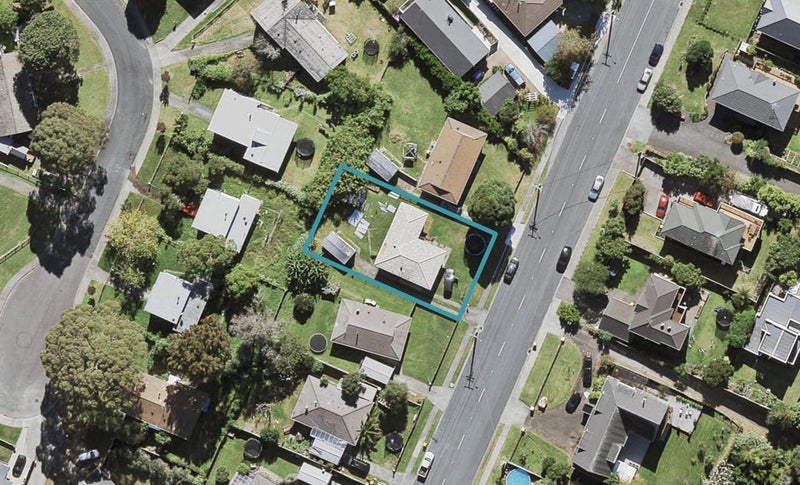 166 Colwill Road, Massey, Auckland - Carousel 1
