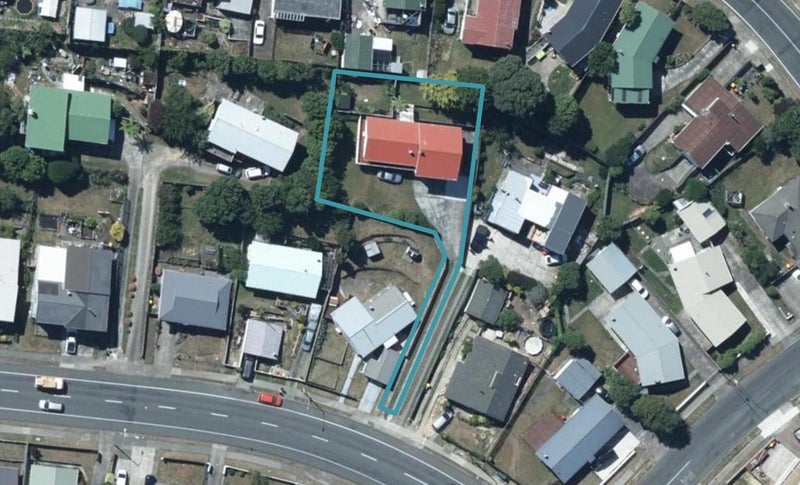 468 Warspite Avenue, Ascot Park, Porirua - Carousel 1