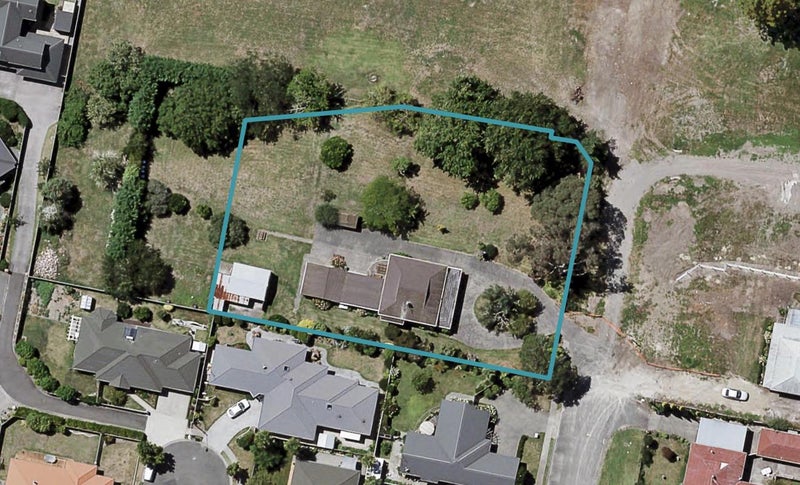 11 West Place, Greenmeadows, Napier - Carousel 1