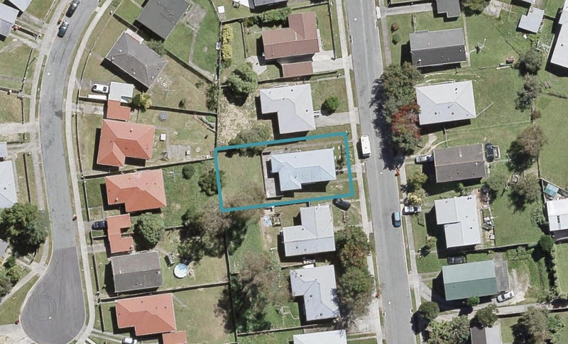 27 Speargrass Grove, Timberlea, Upper Hutt - Carousel 1