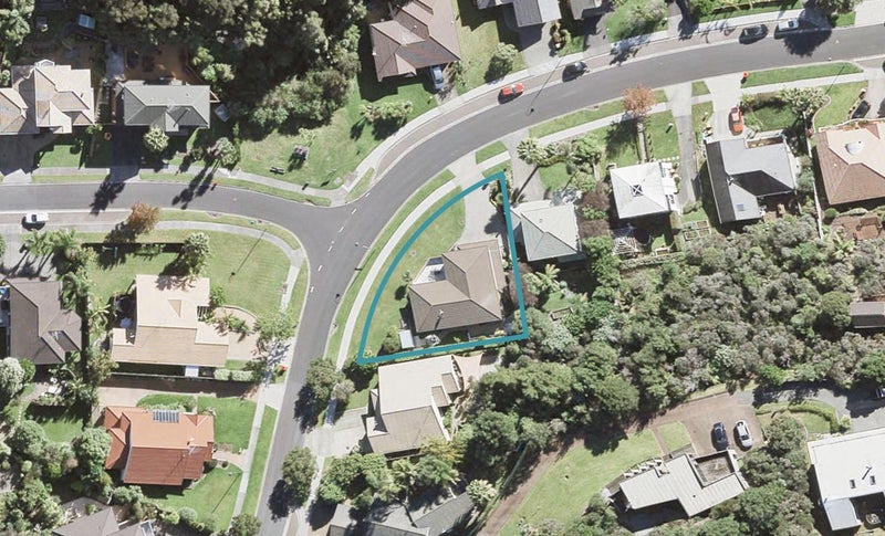 34 Kate Sheppard Avenue, Torbay, Auckland - Carousel 1