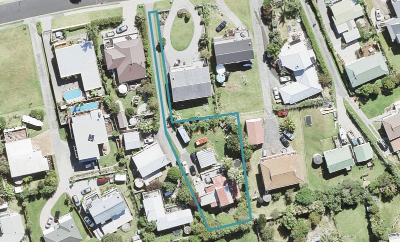 17 Pacific Parade, Army Bay, Whangaparaoa - Carousel 1