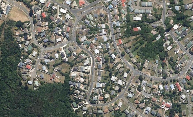 24 Hiwi Crescent, Titahi Bay, Porirua - Carousel 1