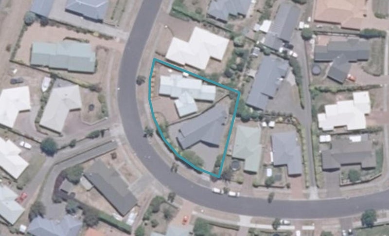 8 The Grove, Nukuhau, Taupo - Carousel 1