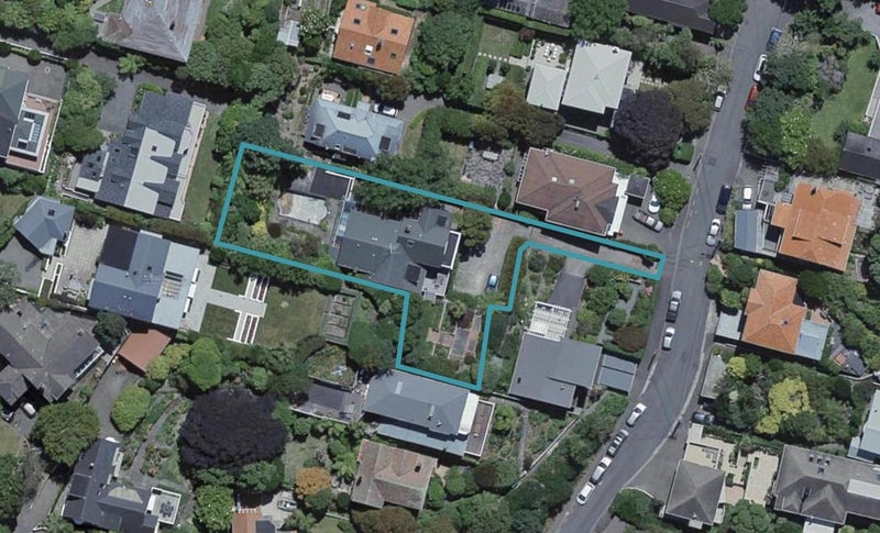 13 Lower Watt Street, Wadestown, Wellington - Carousel 1