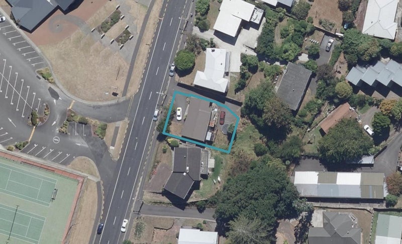 90 Hillcrest Road, Hillcrest, Hamilton - Carousel 1
