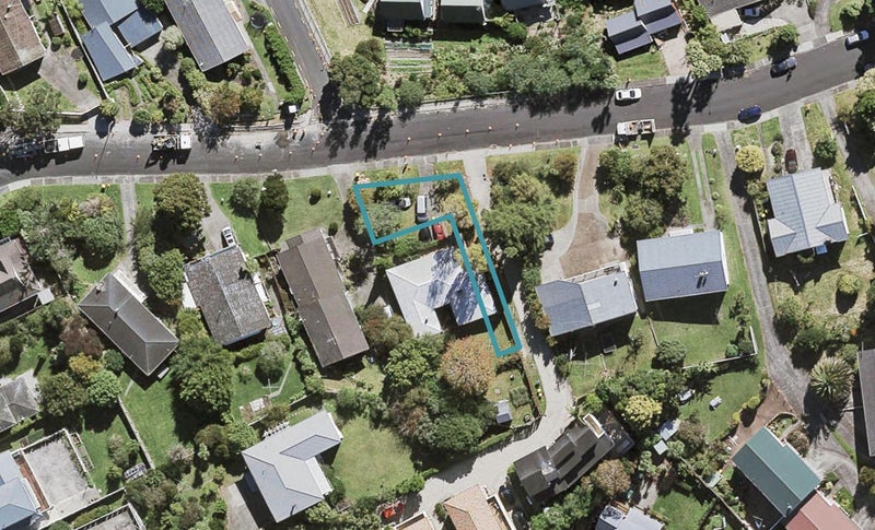 9A Marlborough Avenue, Glenfield, Auckland - Carousel 1