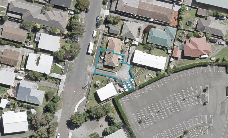 49 Leighton Avenue, Waiwhetu, Lower Hutt - Carousel 1