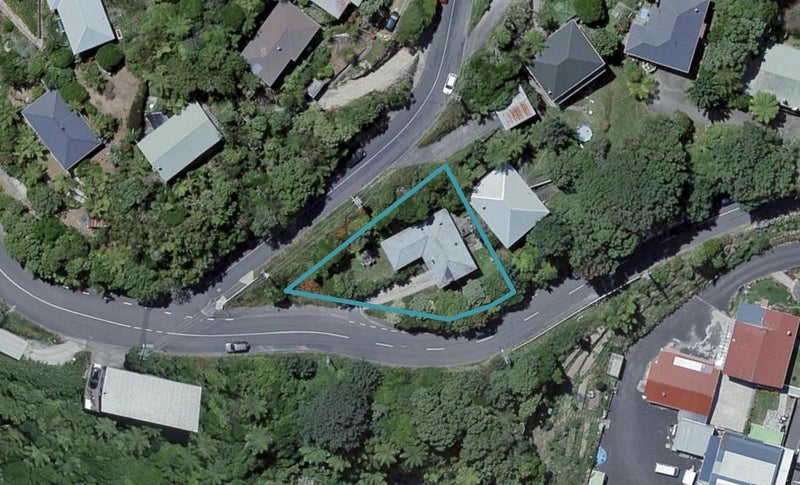 83 Salford Street, Newlands, Wellington - Carousel 1