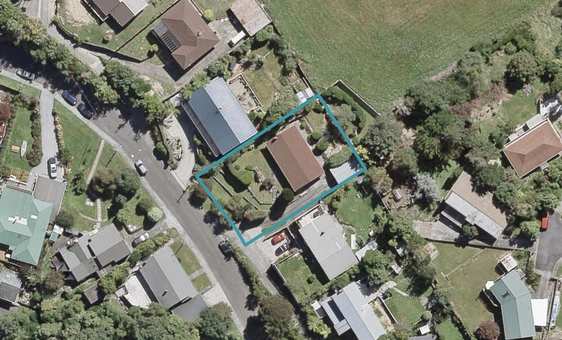 15 Vista Crescent, Maoribank, Upper Hutt - Carousel 1