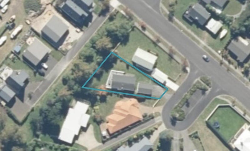 9 Antonia Place, Kinloch, Taupō - Carousel 1