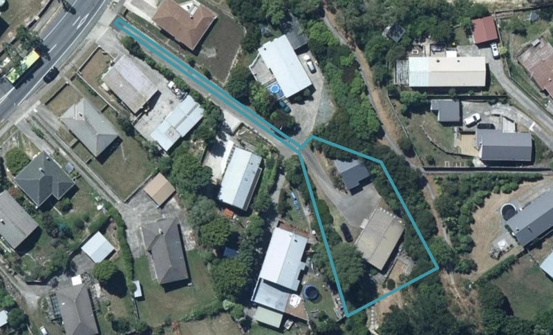 20 Omapere Street, Waitangirua, Porirua - Carousel 1