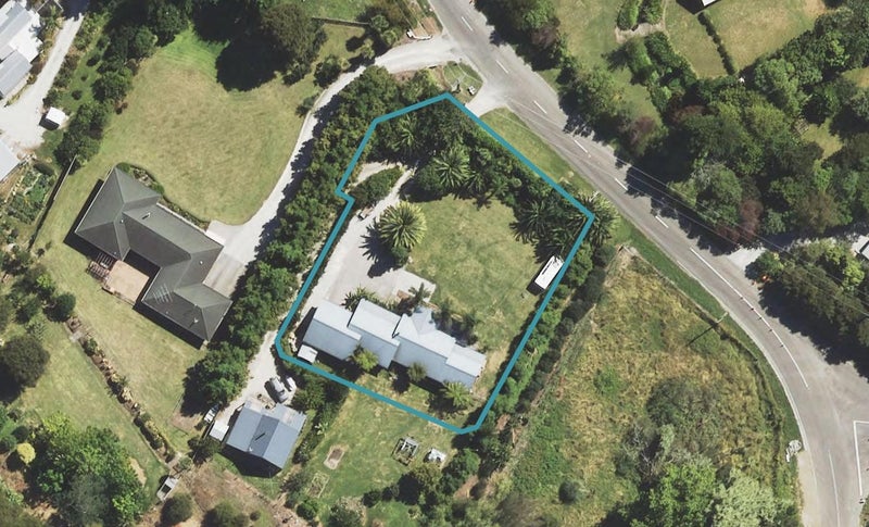 335 Valley Road, Whataupoko, Gisborne - Carousel 1