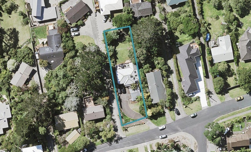 83 Park Rise, Campbells Bay, Auckland - Carousel 1
