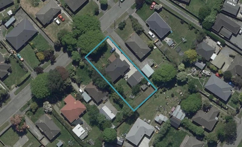 10 Attlee Crescent, Bryndwr, Christchurch - Carousel 1