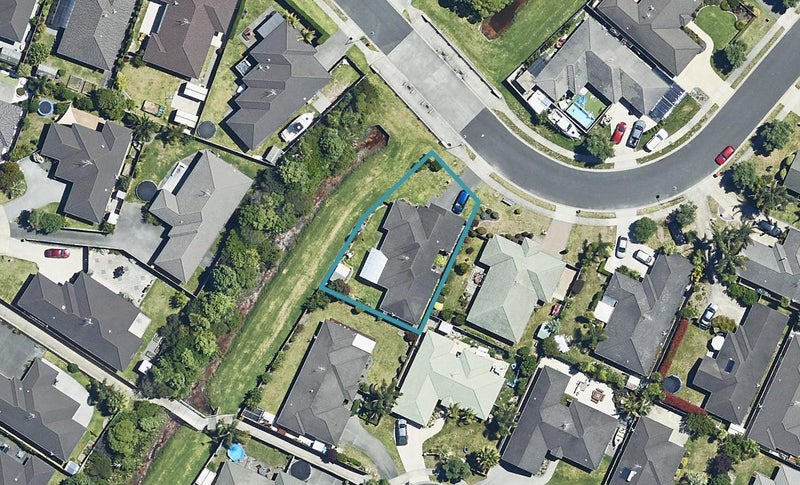 21 Carrington Drive, Papamoa Beach, Papamoa - Carousel 1