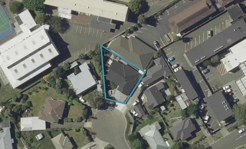 7 Graham Place, West End, Palmerston North - Carousel 1
