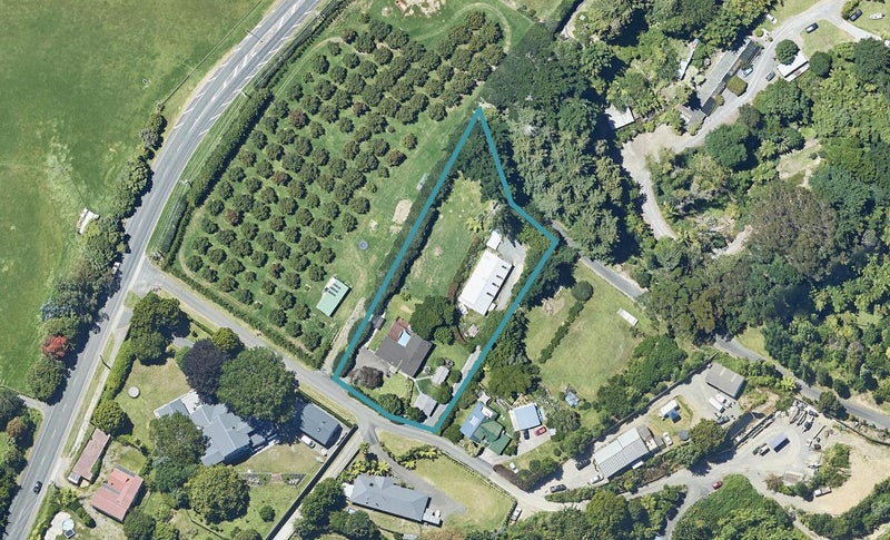1 Country Way, Bethlehem, Tauranga - Carousel 1