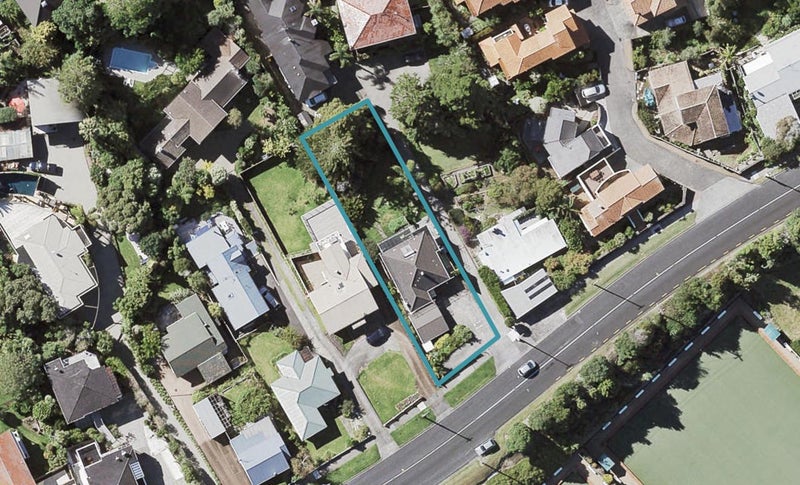 38 Selwyn Road, Cockle Bay, Auckland - Carousel 1