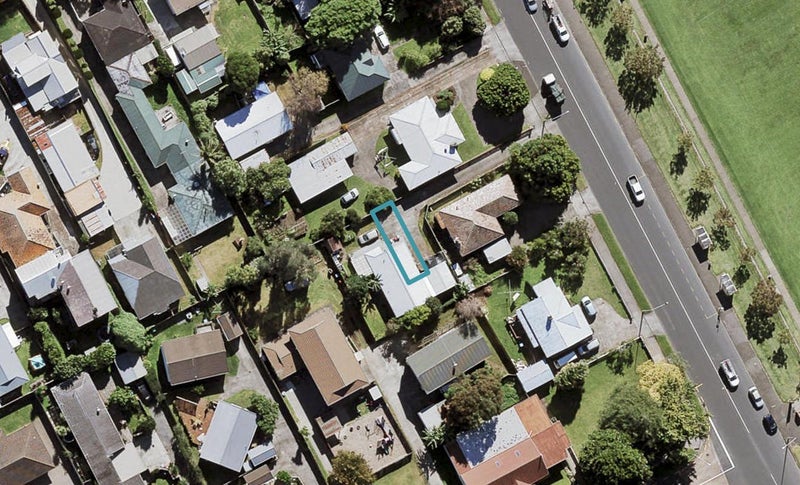 11/216 Rosebank Road, Avondale, Auckland - Carousel 1
