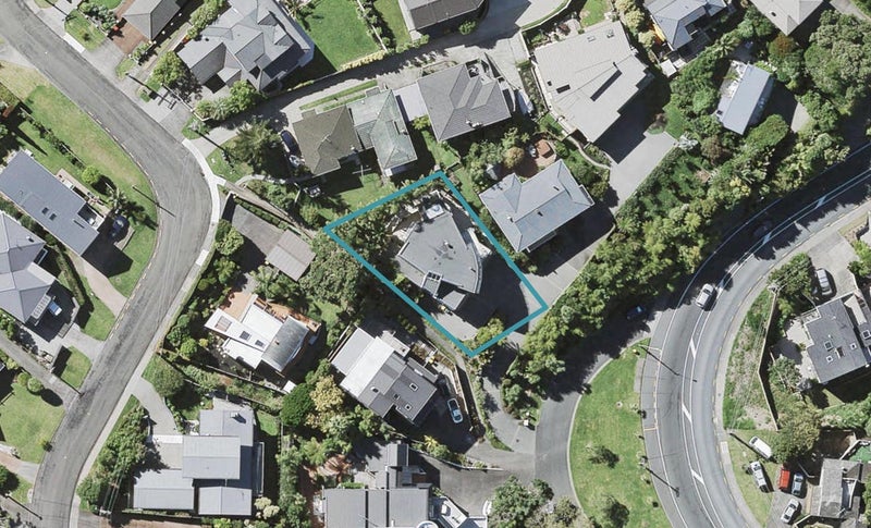 54B Beach Road, Castor Bay, Auckland - Carousel 1