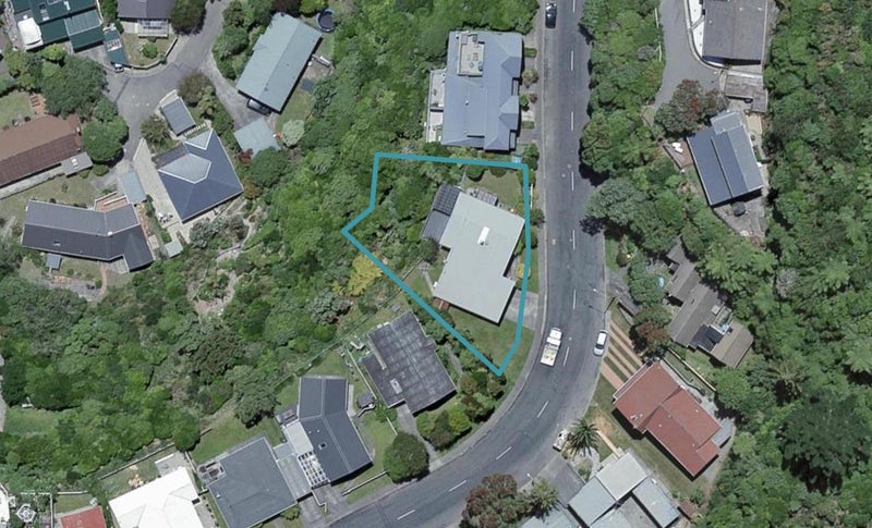 211 Pembroke Road, Wilton, Wellington - Carousel 1