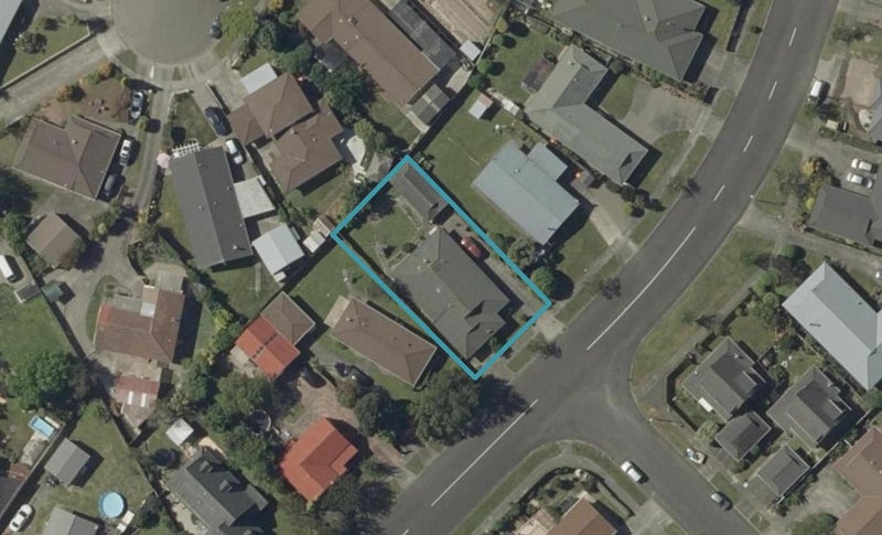 60 Pencarrow Street, Highbury, Palmerston North - Carousel 1