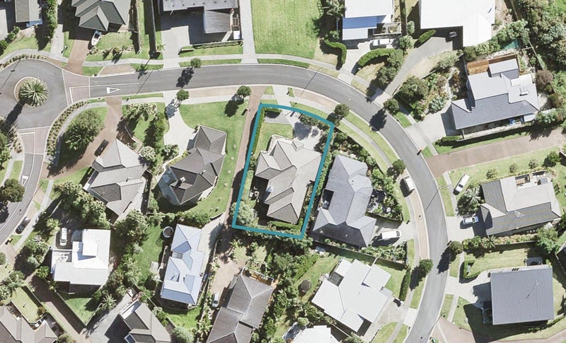 14 Hawaiian Parade, Arkles Bay, Whangaparaoa - Carousel 1