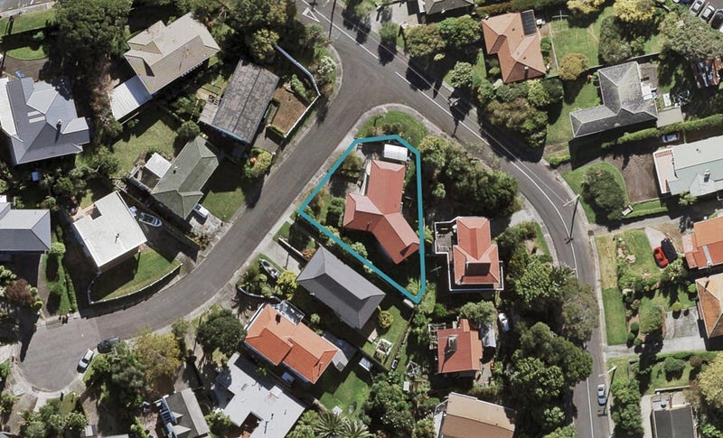1 Rendcomb Place, Hillsborough, Auckland - Carousel 1