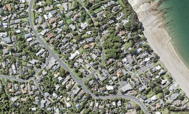 10 View Road, Campbells Bay, Auckland - Carousel 1