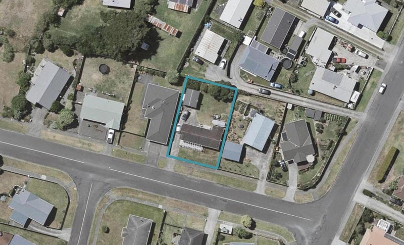 24 Karaka Street, Otaki Beach, Otaki - Carousel 1