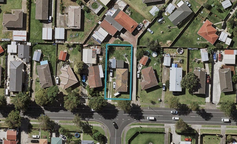 92 Flat Bush Road, Clover Park, Auckland - Carousel 1